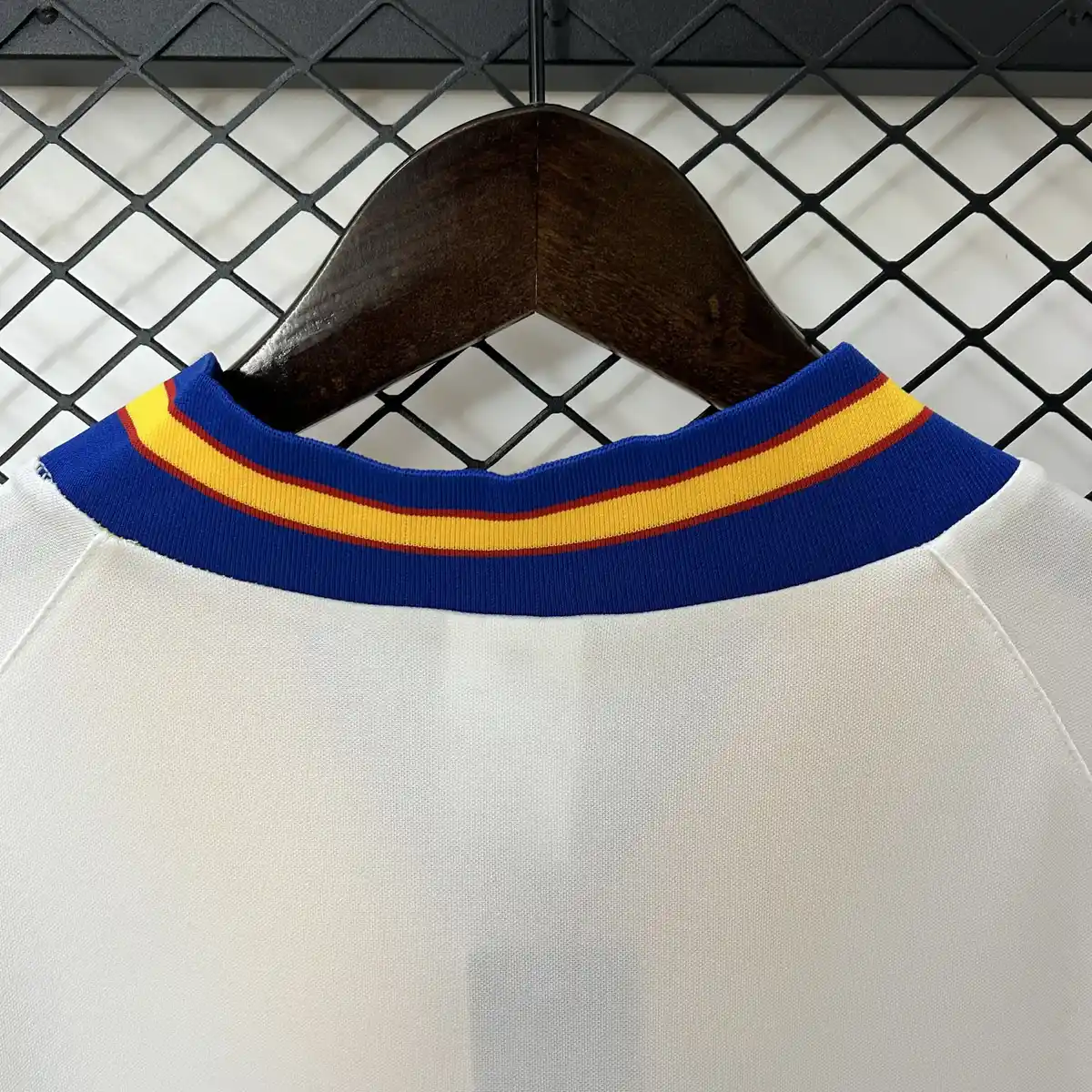1994 retro sweden away football shirt 5