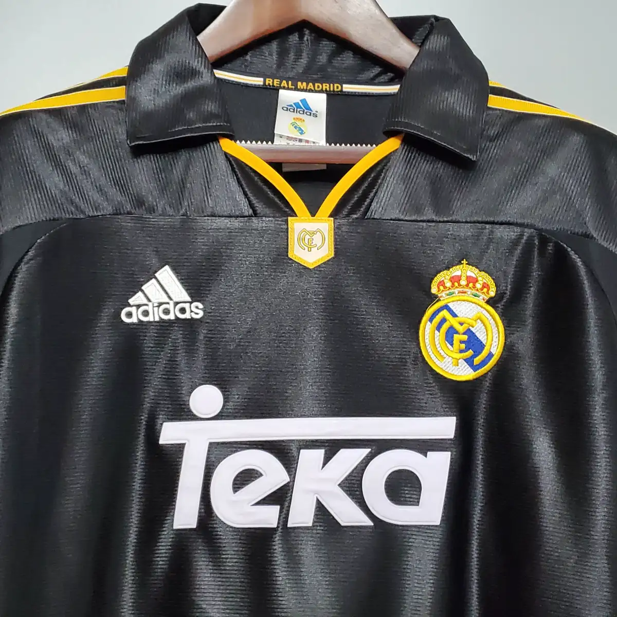 1998 2000 retro real madrid away football shirt 3