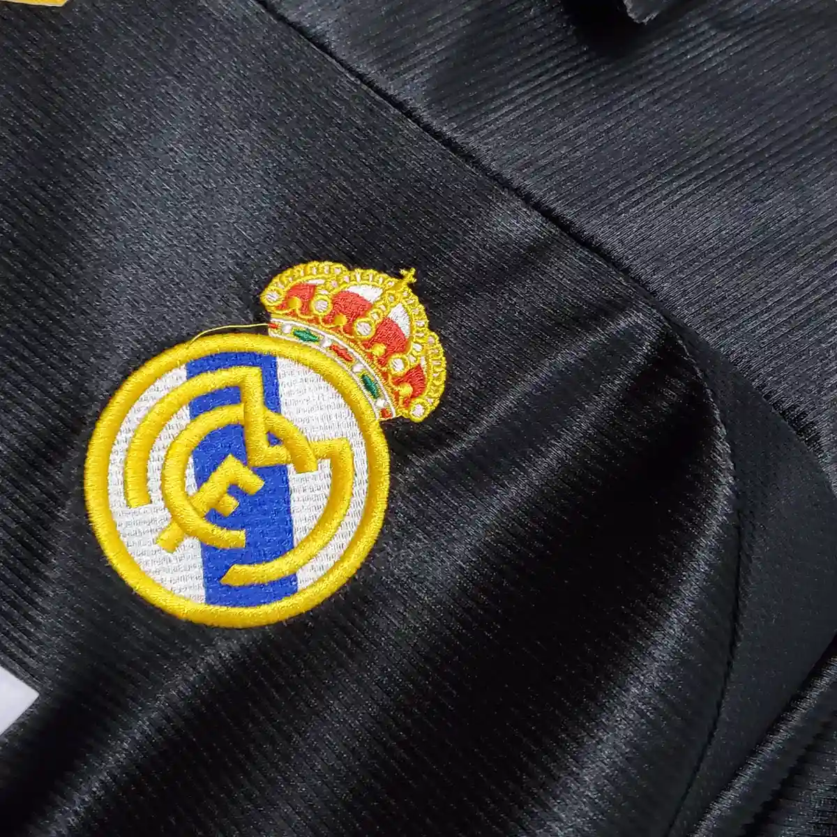 1998 2000 retro real madrid away football shirt 5