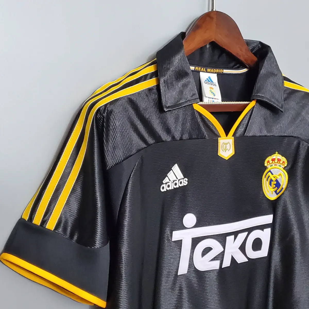 1998 2000 retro real madrid away football shirt 6