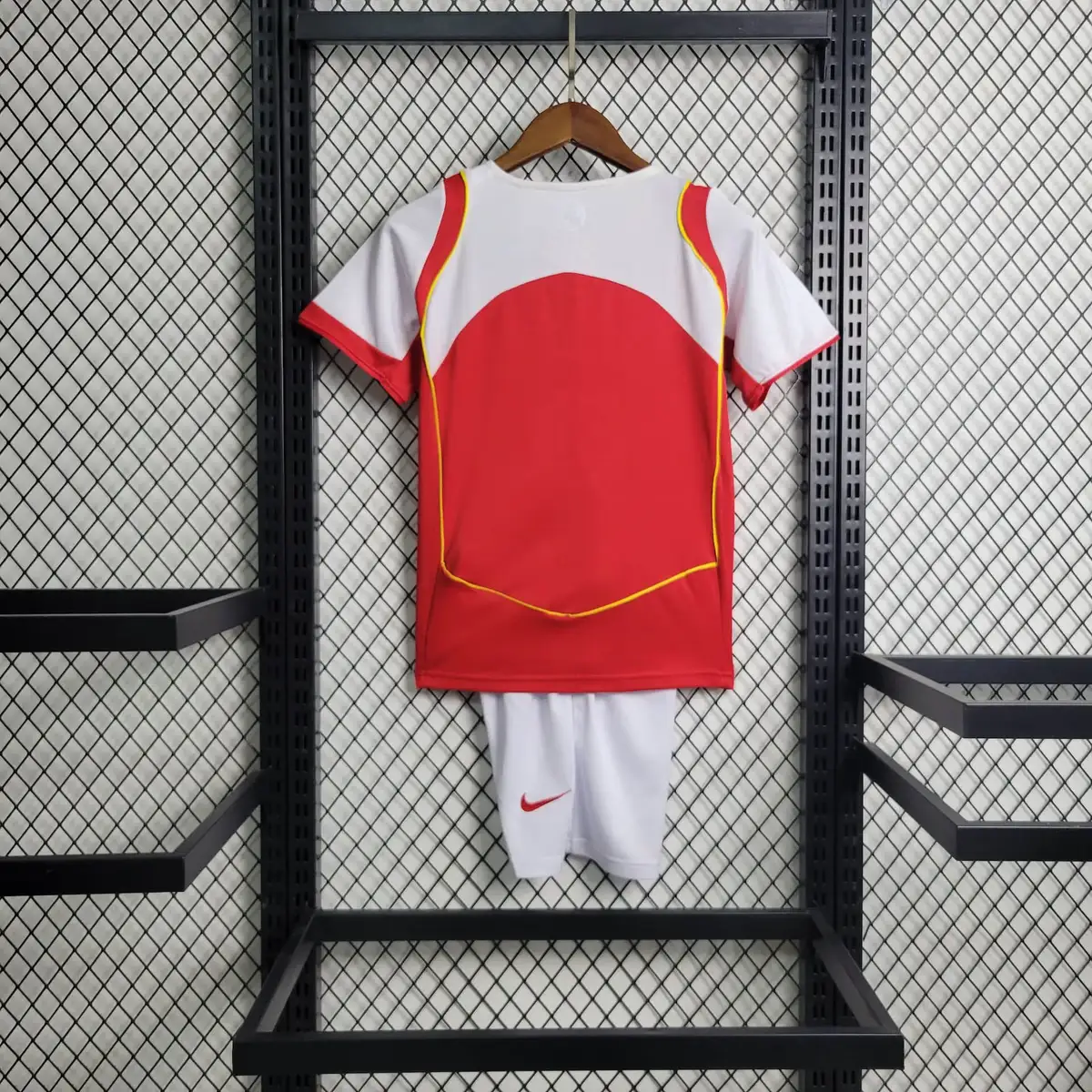 2004 2005 retro arsenal home football shirt kids size 2
