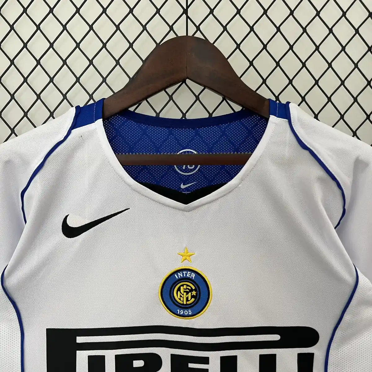 2004 2005 retro inter milan away football shirt 3