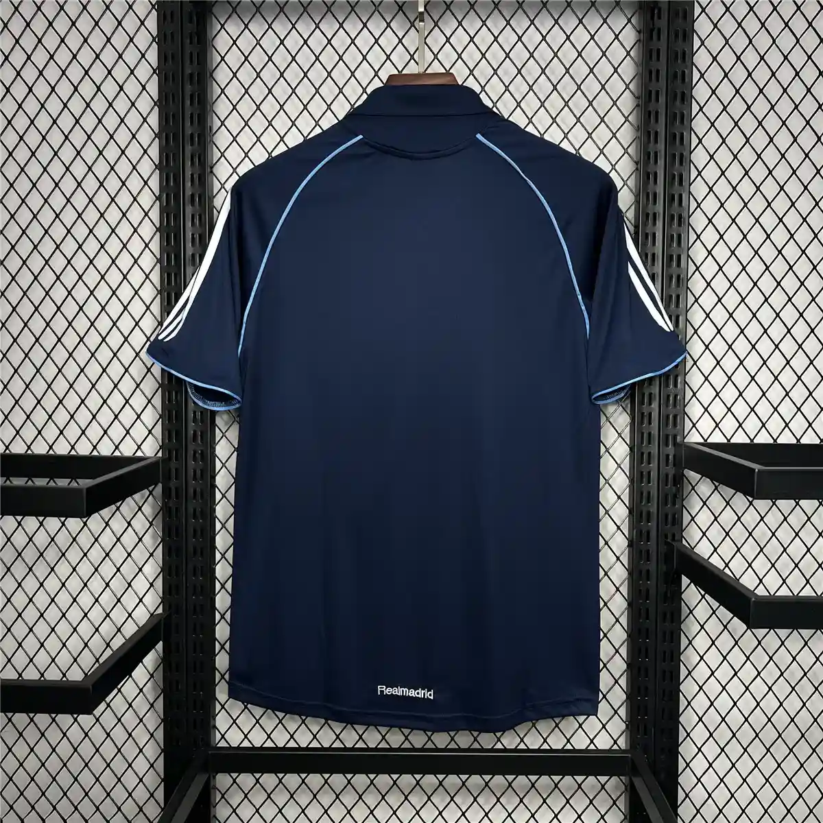 2005 2006 retro real madrid home football shirt blue 2