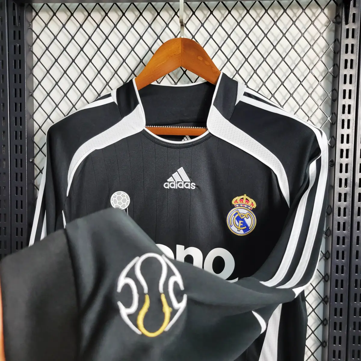 2006 2007 retro long sleeve real madrid away football shirt 8