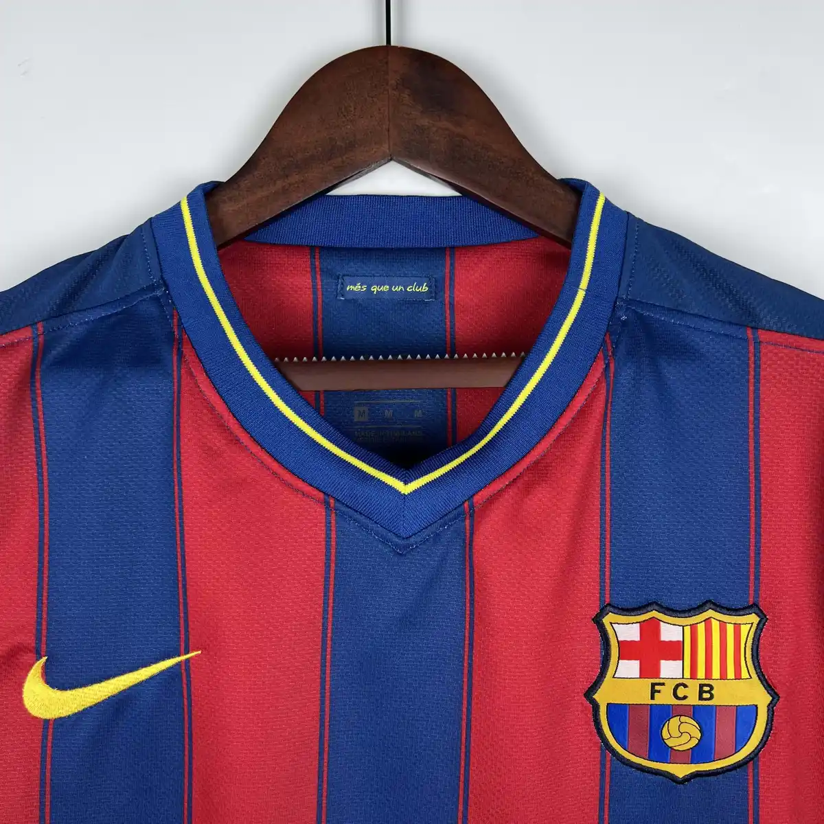 2009 2010 retro barcelona home football shirt 3