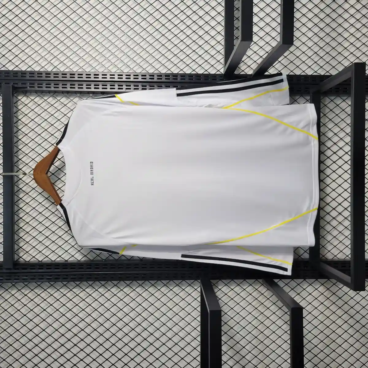 2009 2010 retro long sleeve real madrid home soccer jersey 2