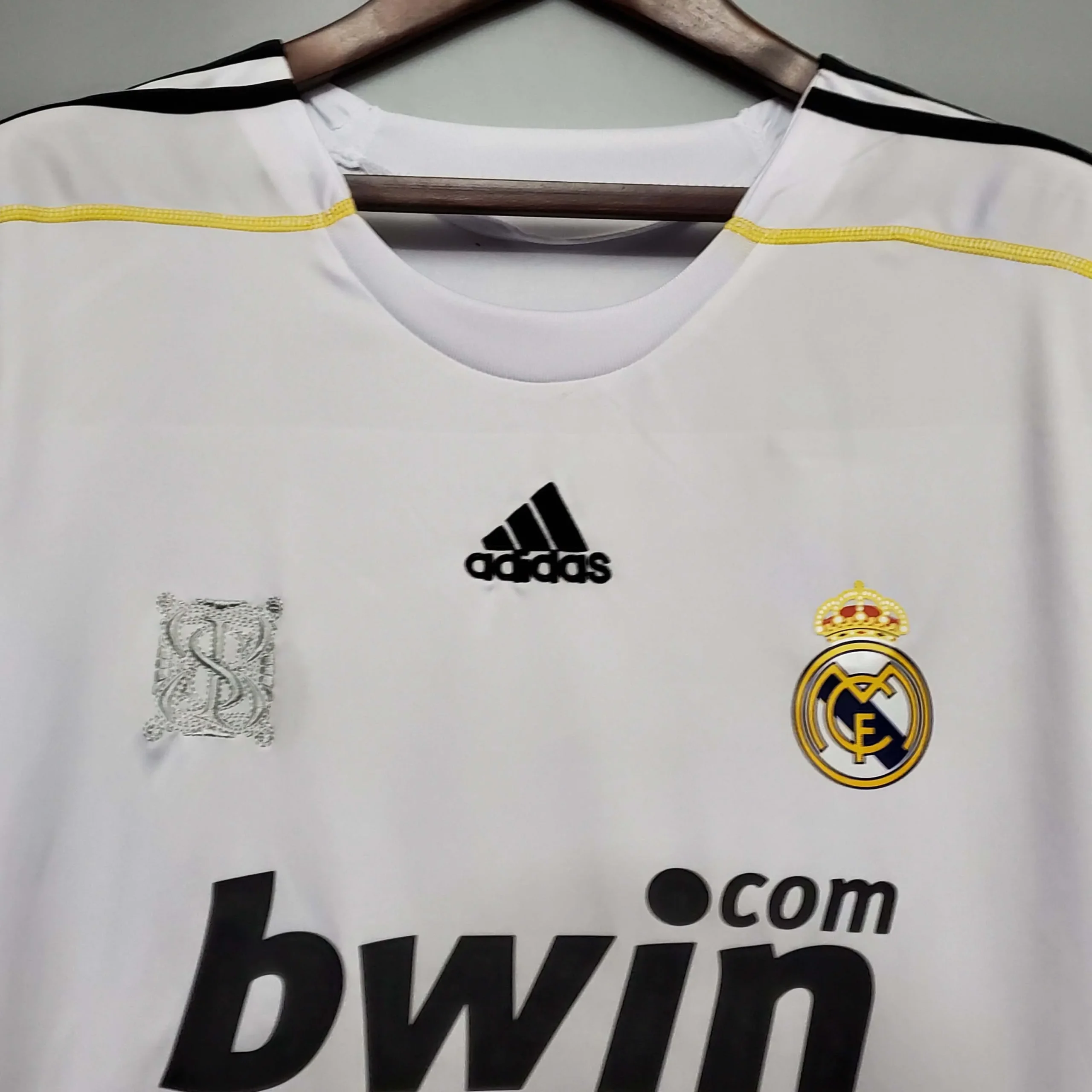 2009 2010 retro real madrid home football shirt 3