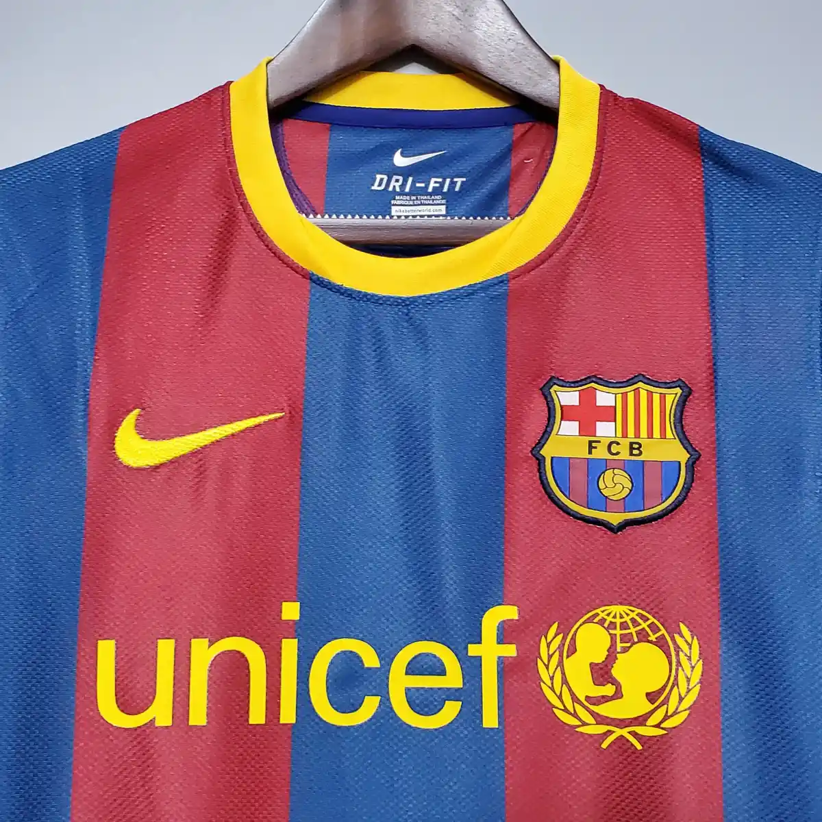 2010 2011 retro barcelona home football shirt 3