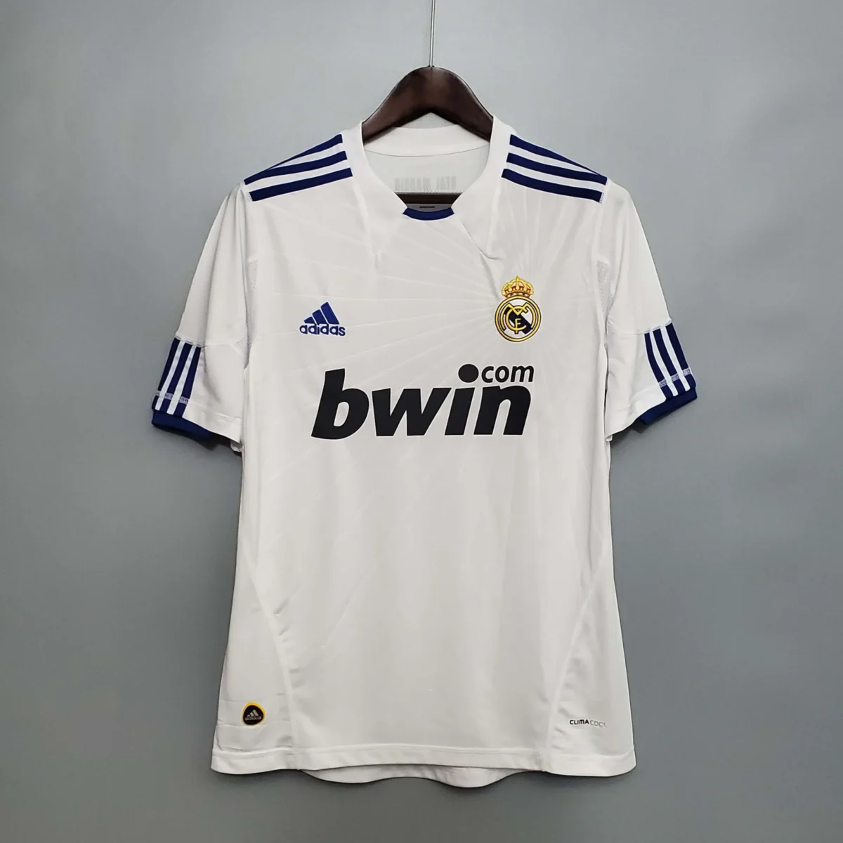 2010 2011 retro real madrid home football shirt 1 1