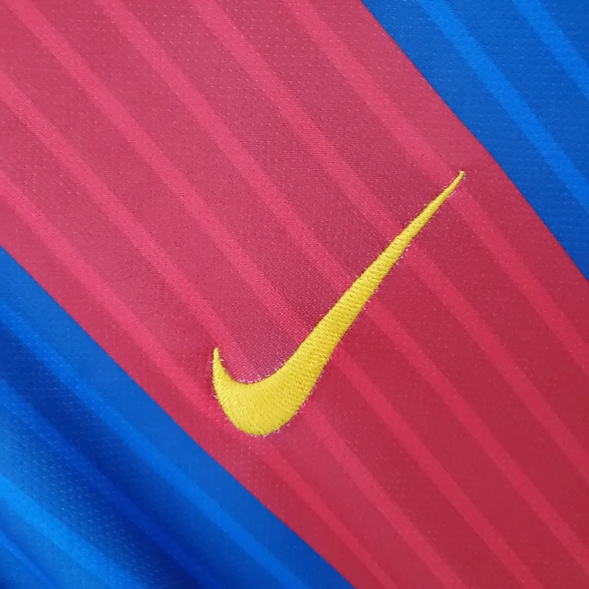 2016 2017 retro barcelona football shirt home 4