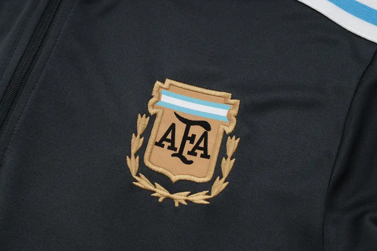 2025 2026 argentina half zipped training suit soccer jersey set 4