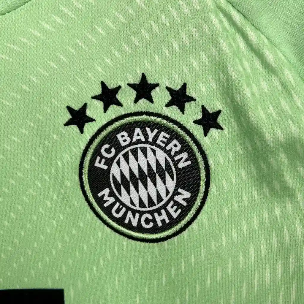 2025 2026 bayern munchen goalkeeper football shirt kids size 3
