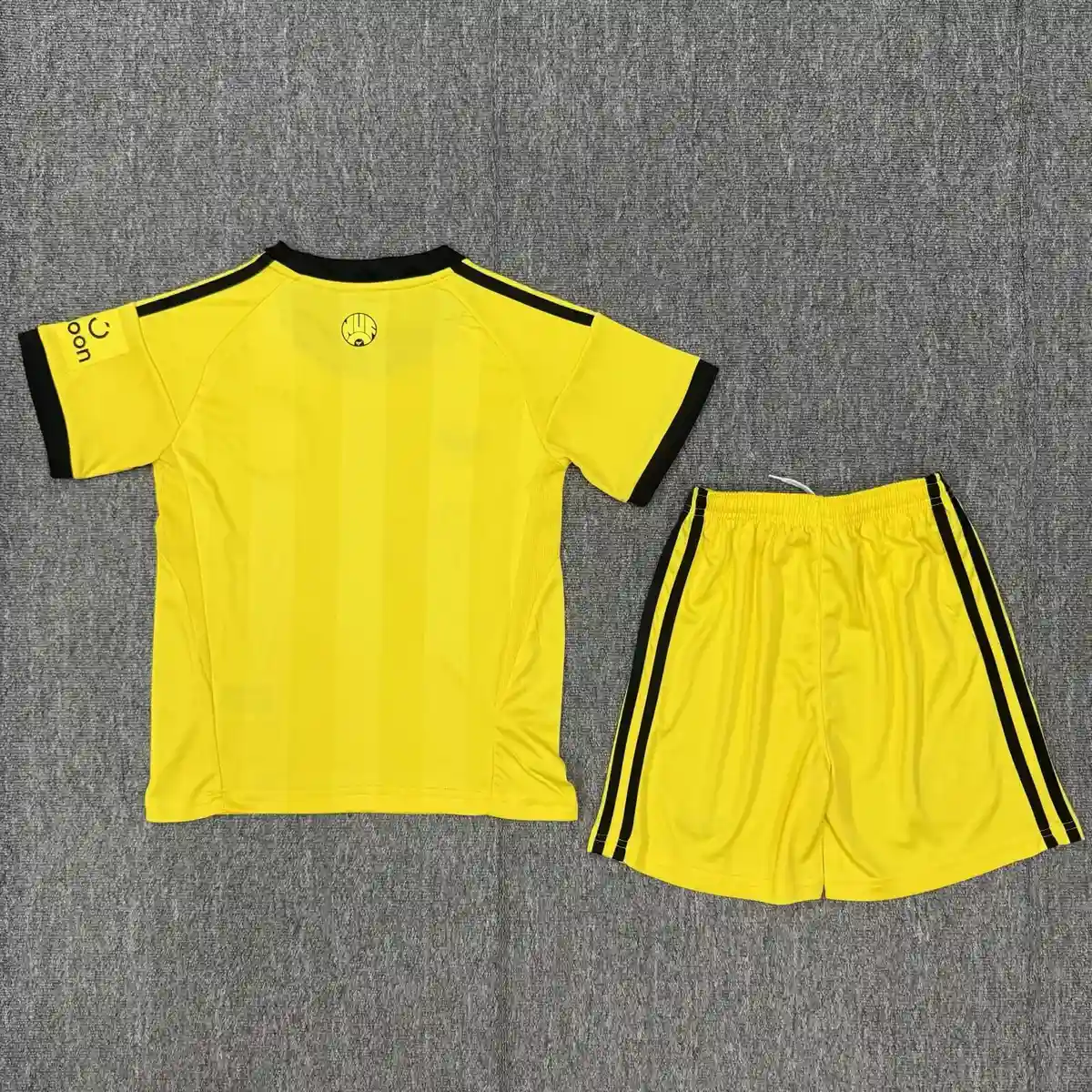 2025 2026 kids size newcastle united yellow goalkeeper football shirt 2