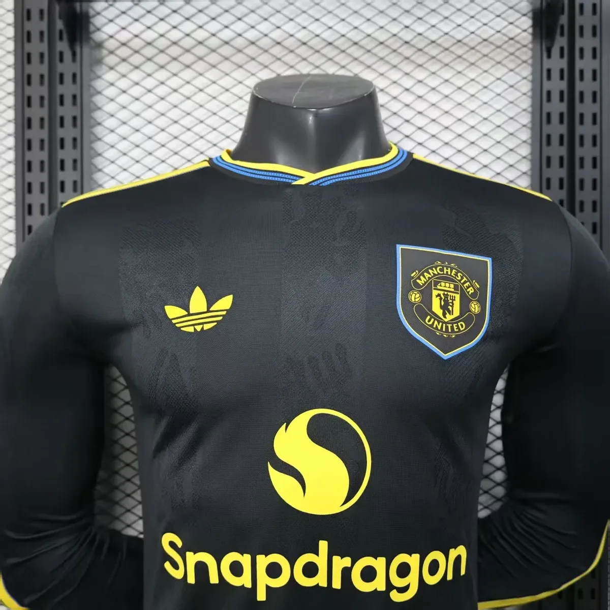 2025 2026 long sleeve player manchester united second away football shirt 3