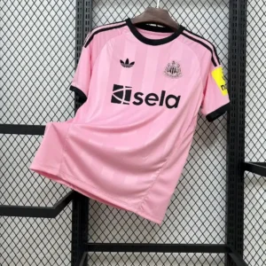 2025 2026 newcastle united goalkeeper pink soccer jersey 1
