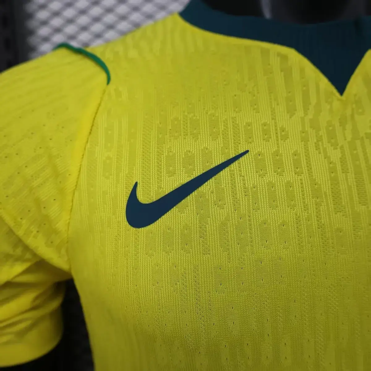 2025 2026 player brazil home football shirt 4