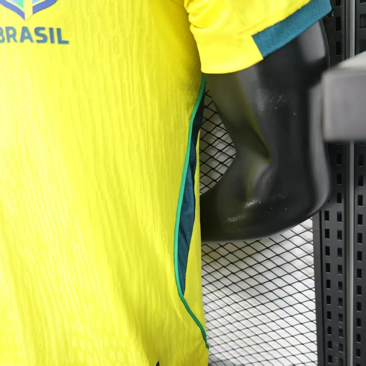 2025 2026 player brazil home football shirt 8