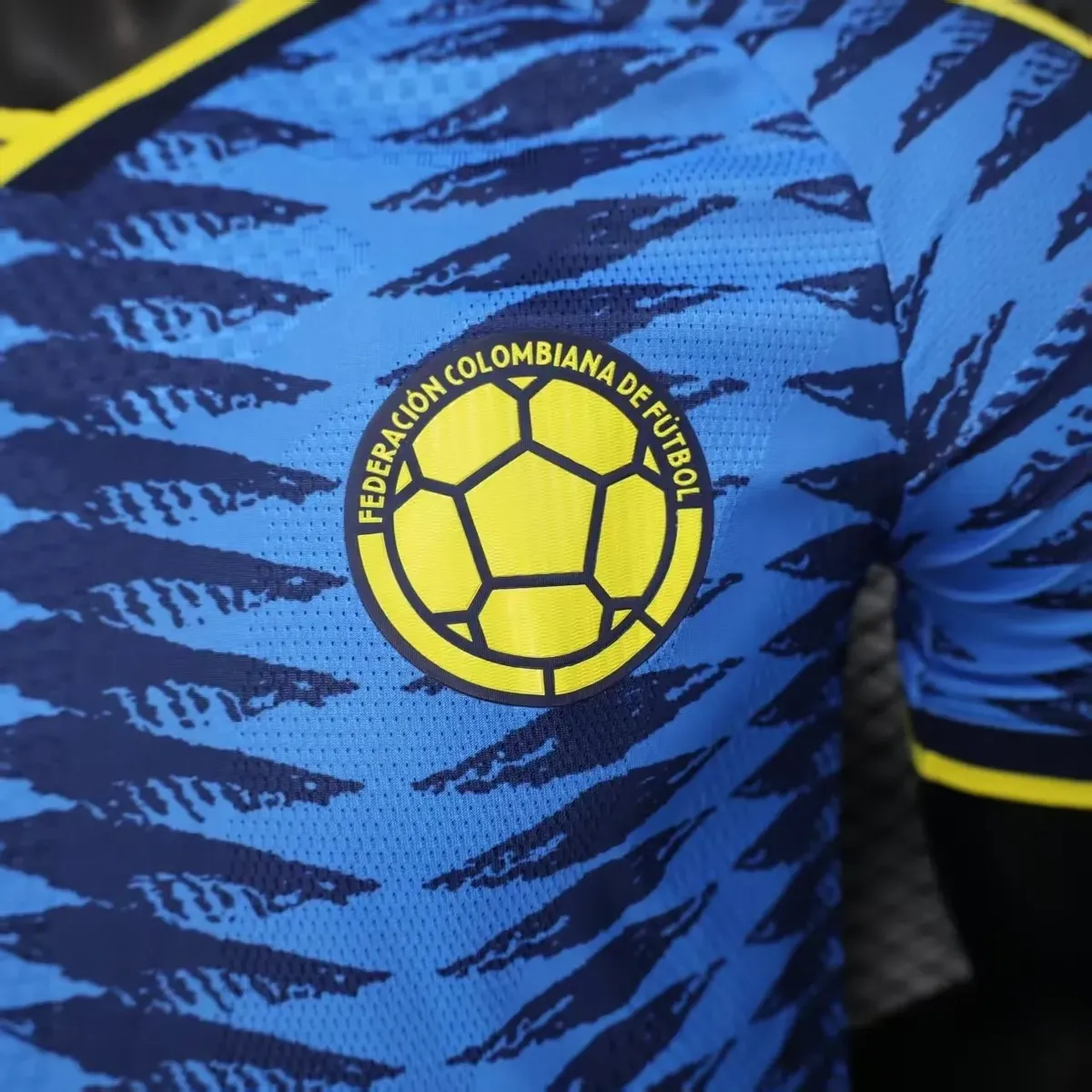 2025 2026 player colombia away football shirt 4