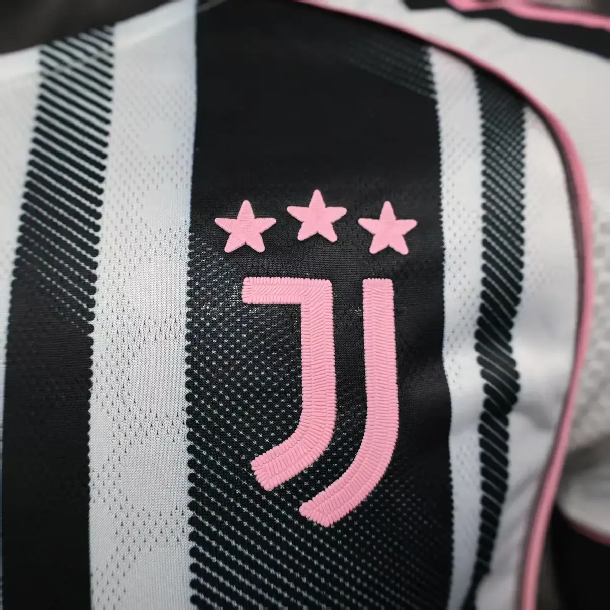 2025 2026 player juventus home football shirt 4