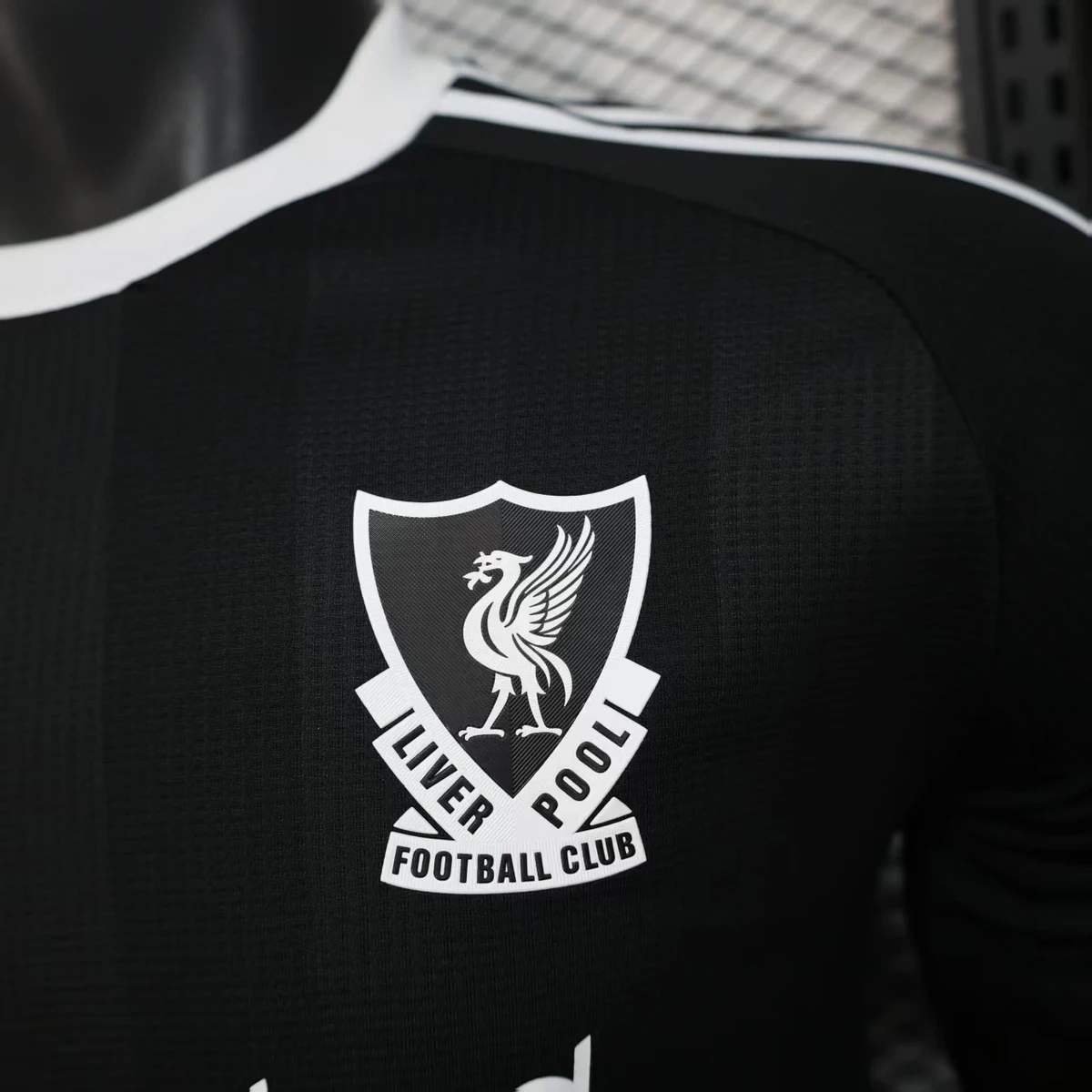 2025 2026 player liverpool goalkeeper soccer jersey 4