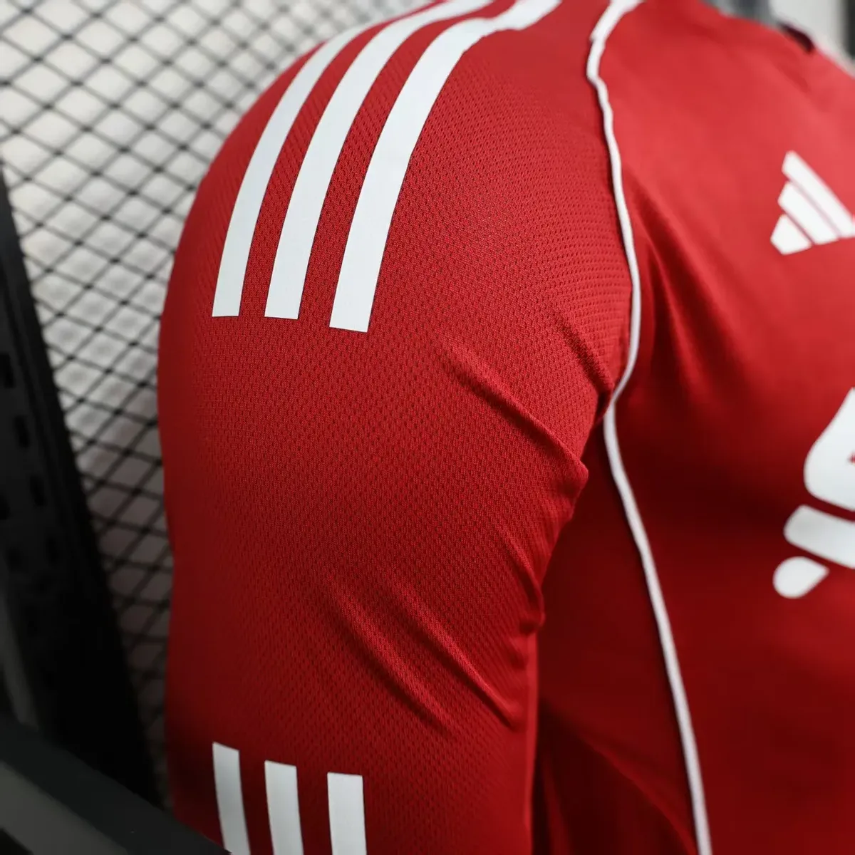 2025 2026 player long sleeve liverpool home soccer jersey 7