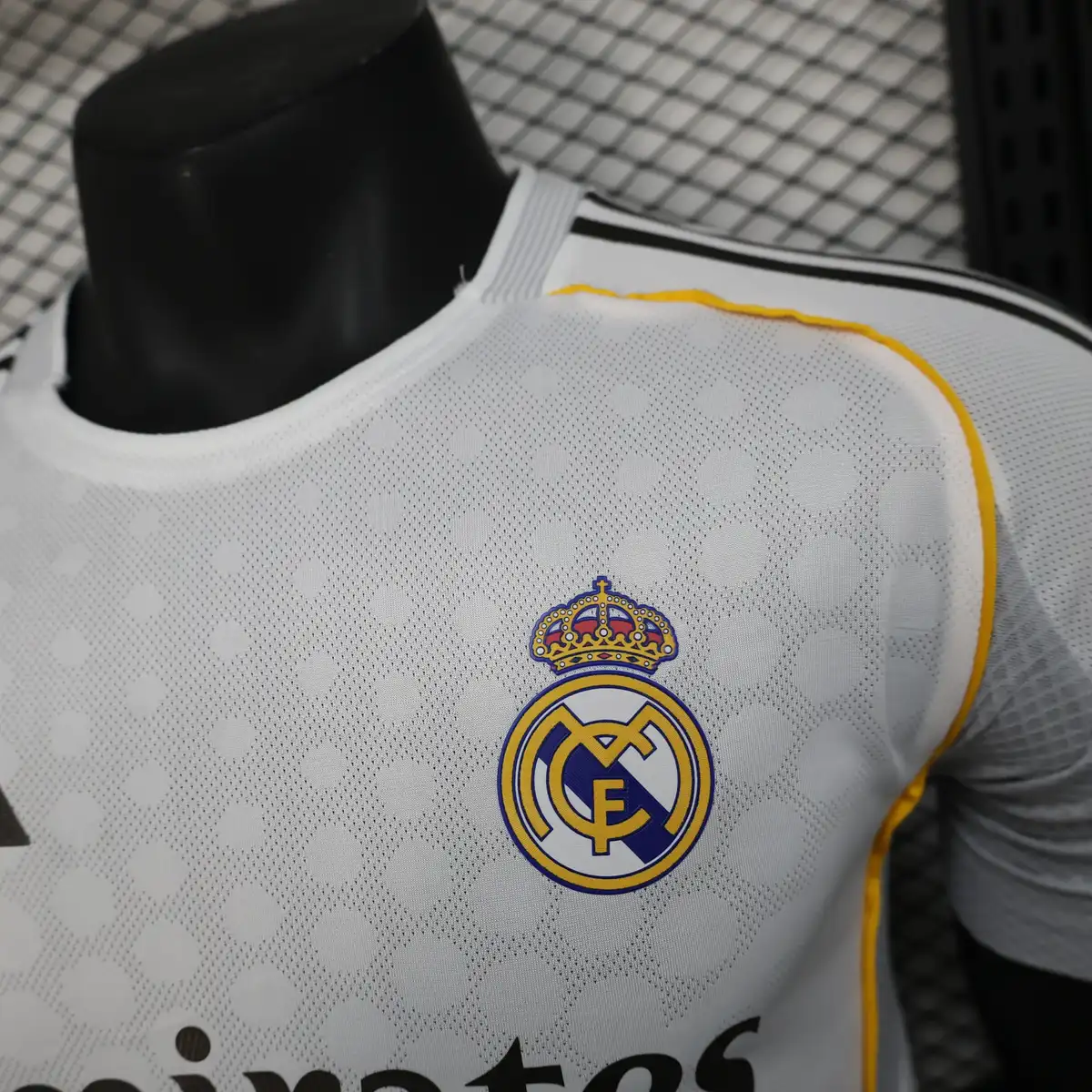 2025 2026 player real madrid home football shirt 4