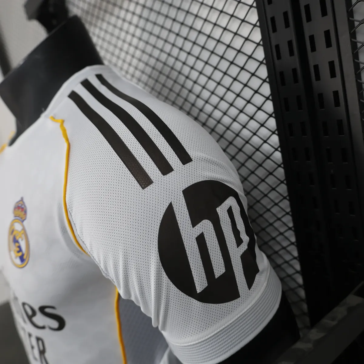 2025 2026 player real madrid home football shirt 6