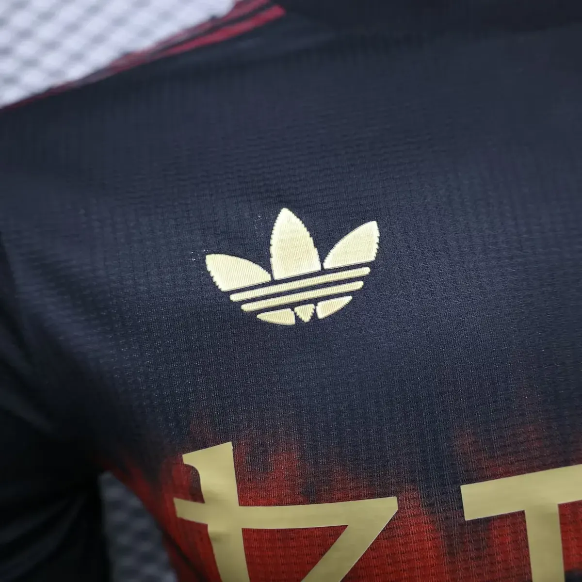 2025 2026 player version manchester united training football shirt 5