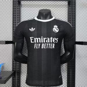 2025 2026 player version real madrid goalkeeper football shirt 1