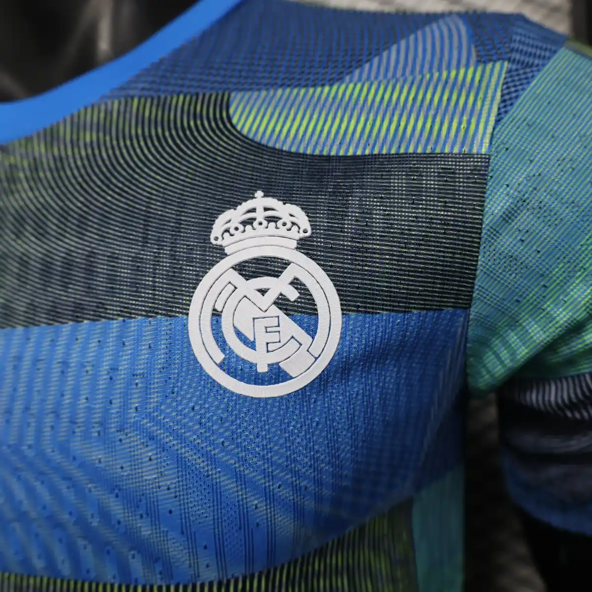 2025 2026 players real madrid pre match football shirt 4