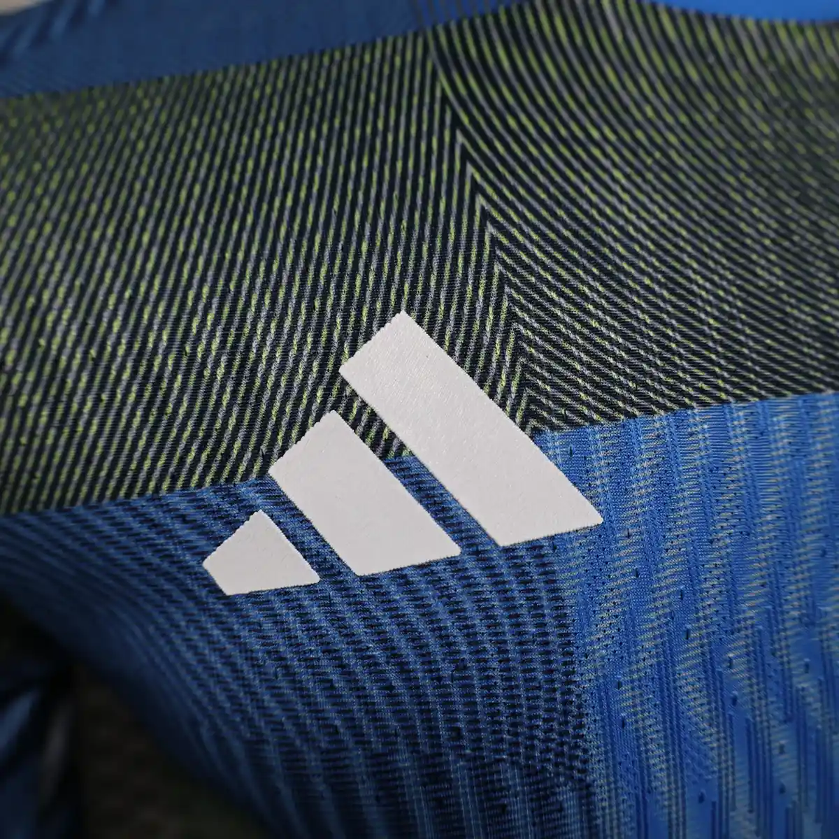 2025 2026 players real madrid pre match football shirt 5