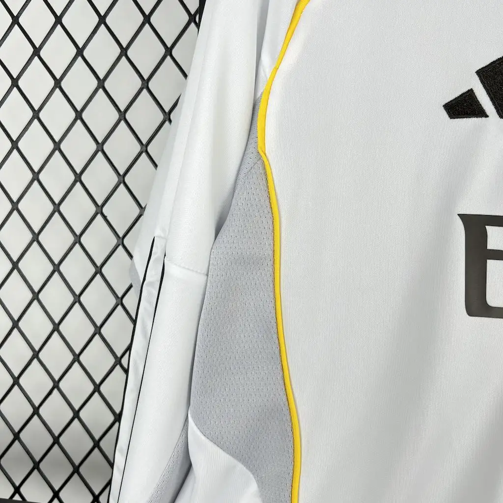 2025 2026 real madrid long sleeve home soccer jersey 6