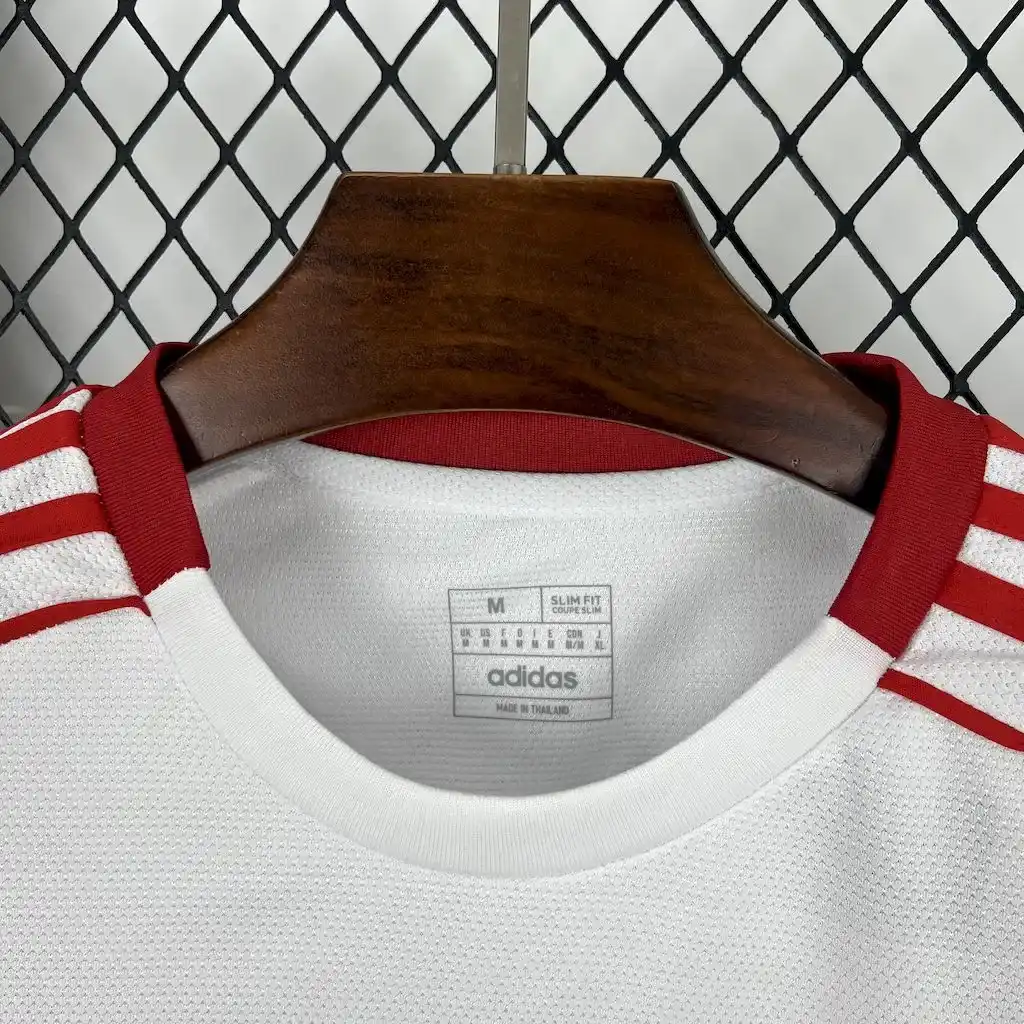 2025 2026 sevilla home football shirt 4