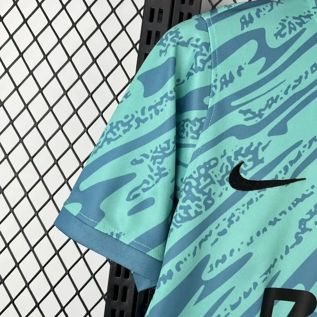2025 2026 sporting lisbon goalkeeper soccer jersey 5