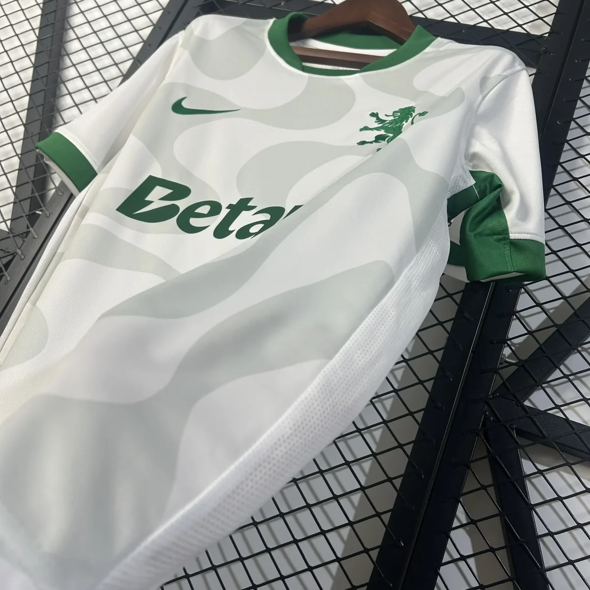 2025 2026 sporting lisbon soccer jersey away 8