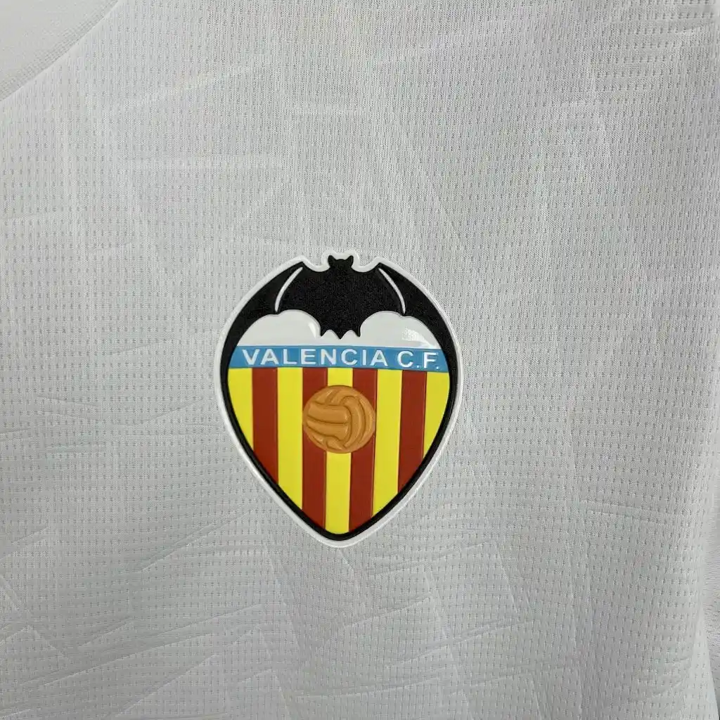 2025 2026 valencia home football shirt 3