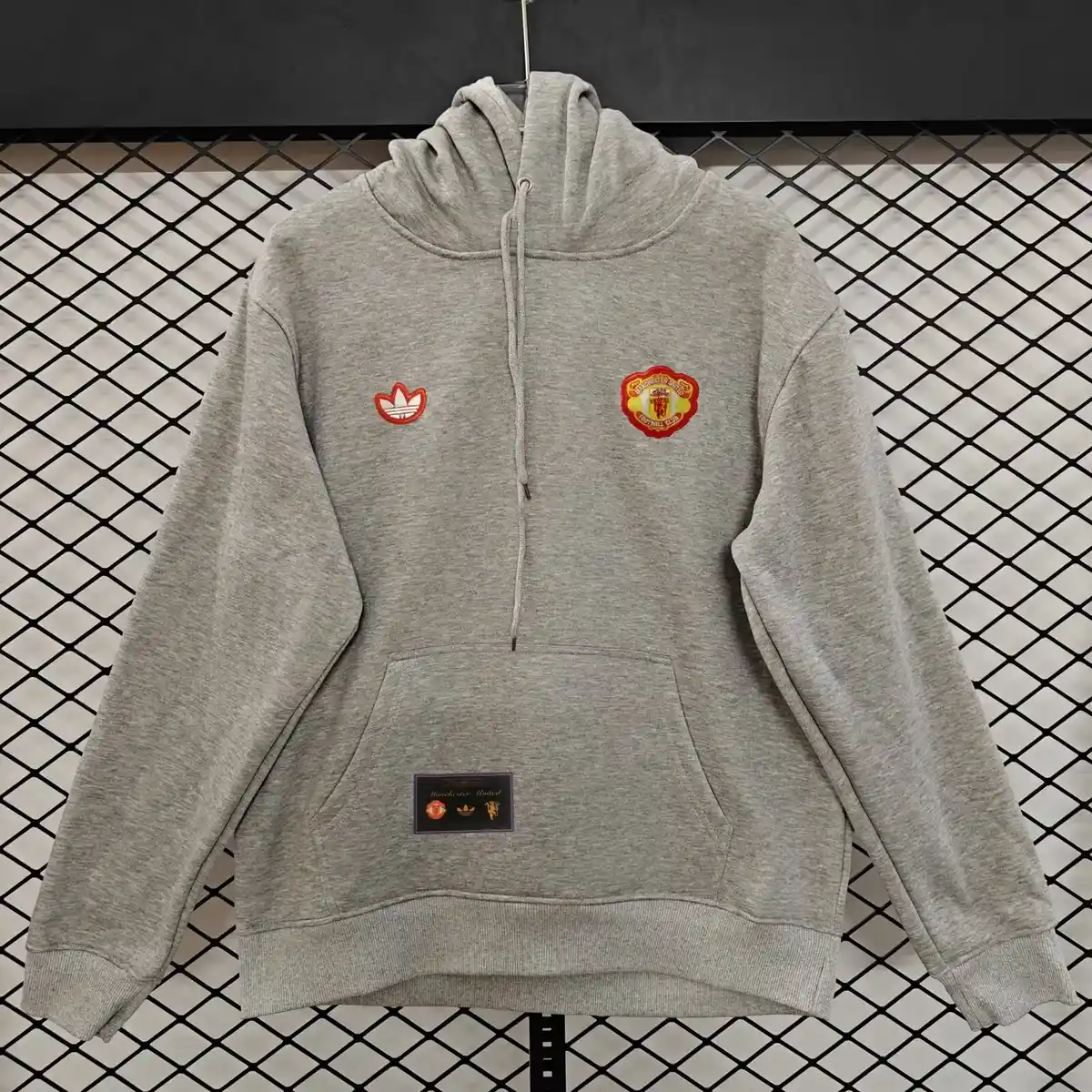 2025 manchester united fleece lined hoodie 4