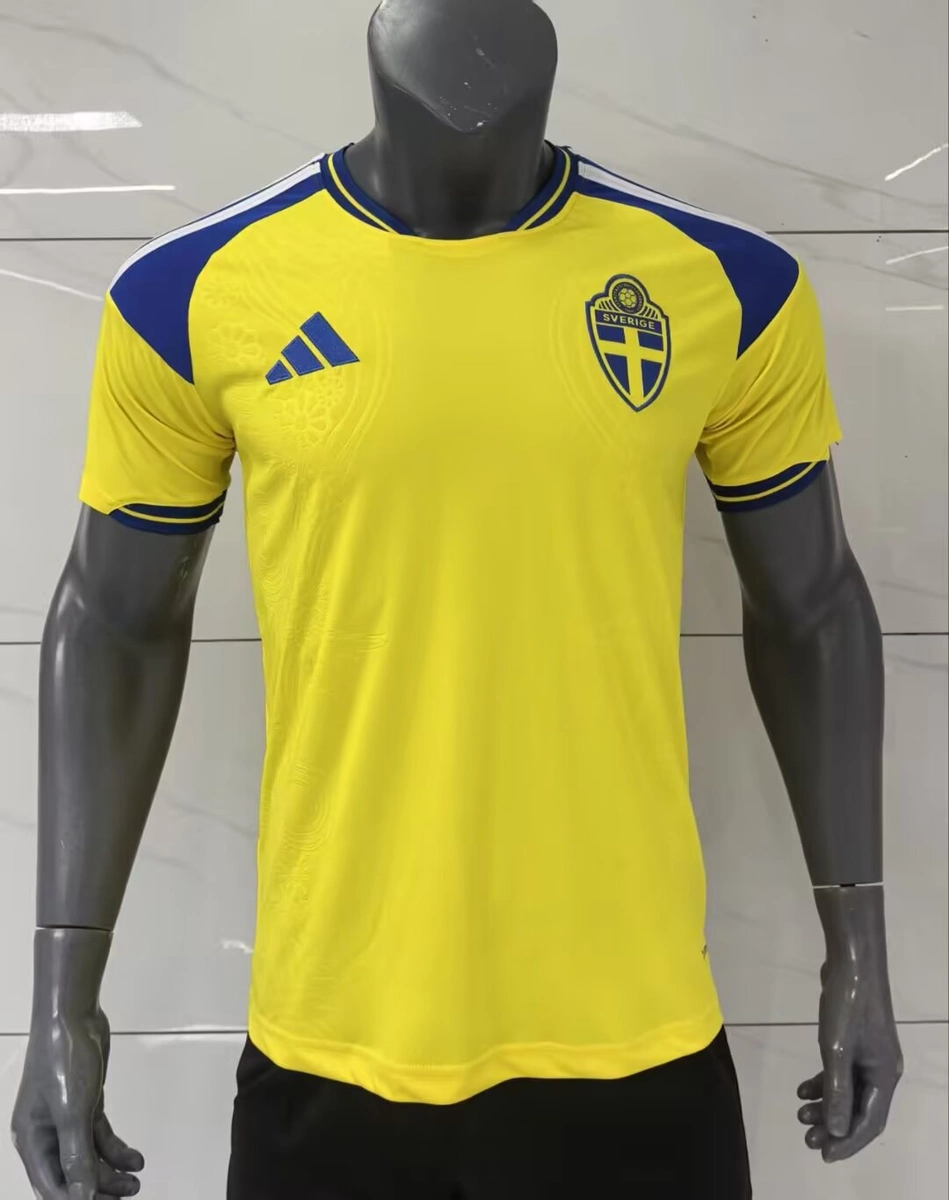 2026 player sweden home football shirt 1