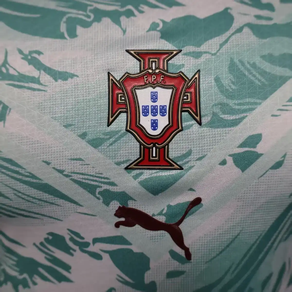 2026 players long sleeve portugal away football shirt 4
