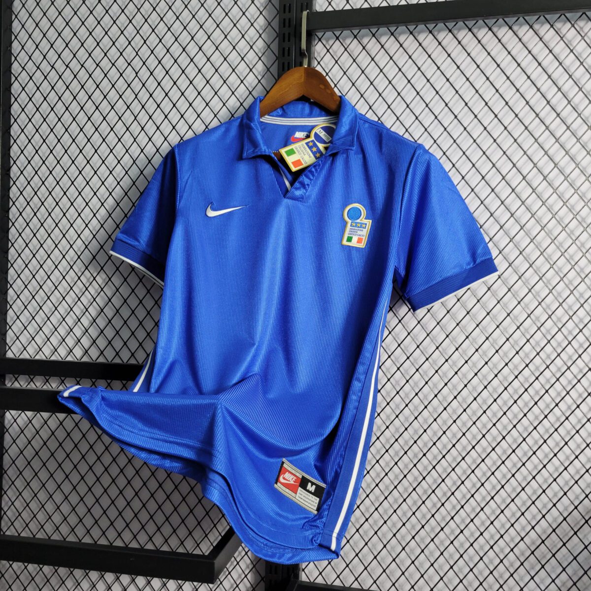1998 Retro Italy Home Football Shirt 1:1 Thai Quality - Image 3