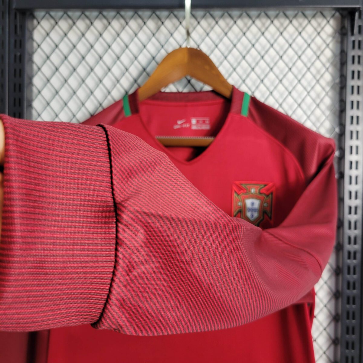 2016 Retro Long Sleeve Portugal Away Football Shirt 1:1 Thai Quality - Image 8