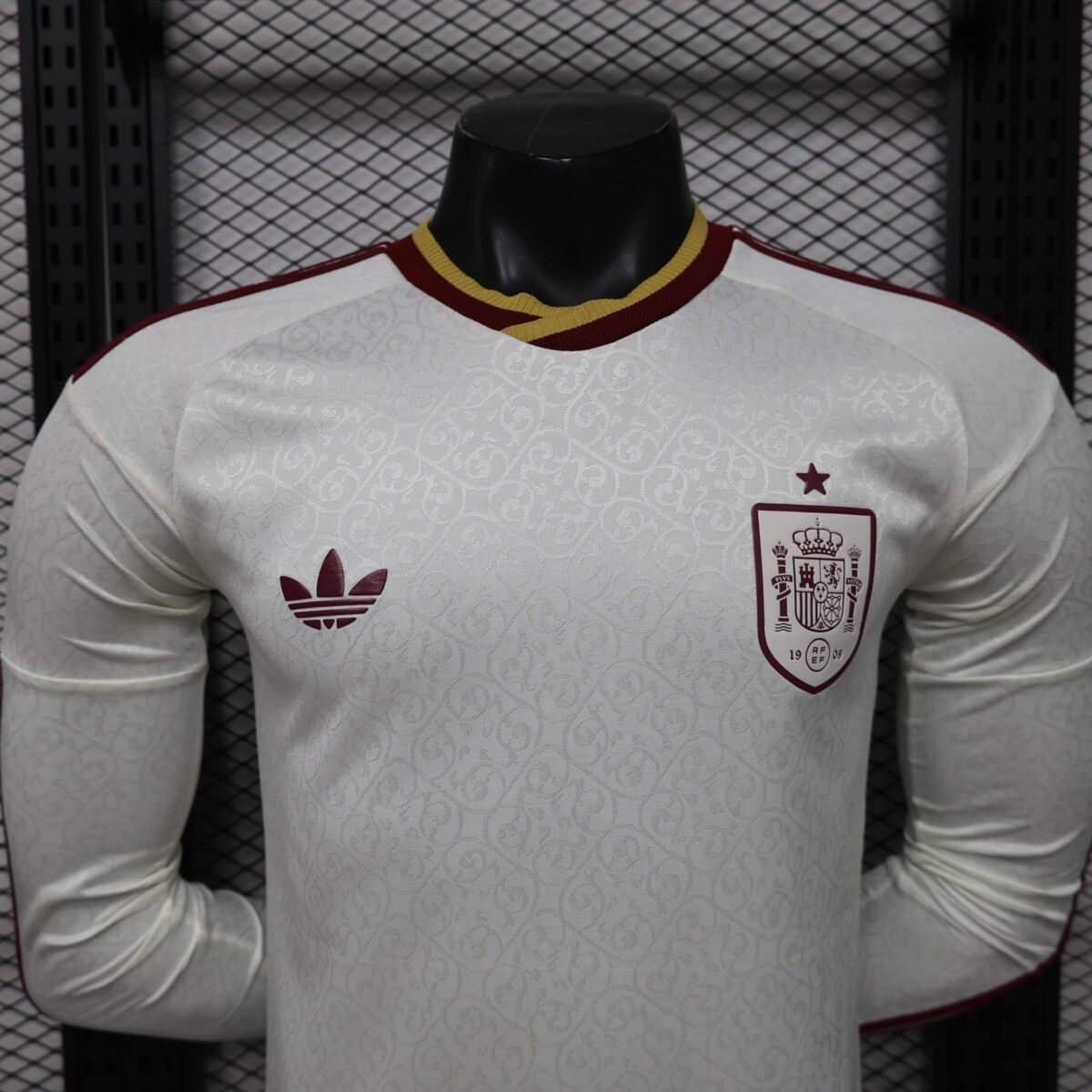 2026 Long Sleeve Player Spain Away Football Shirt 1:1 Thai Quality - Image 3