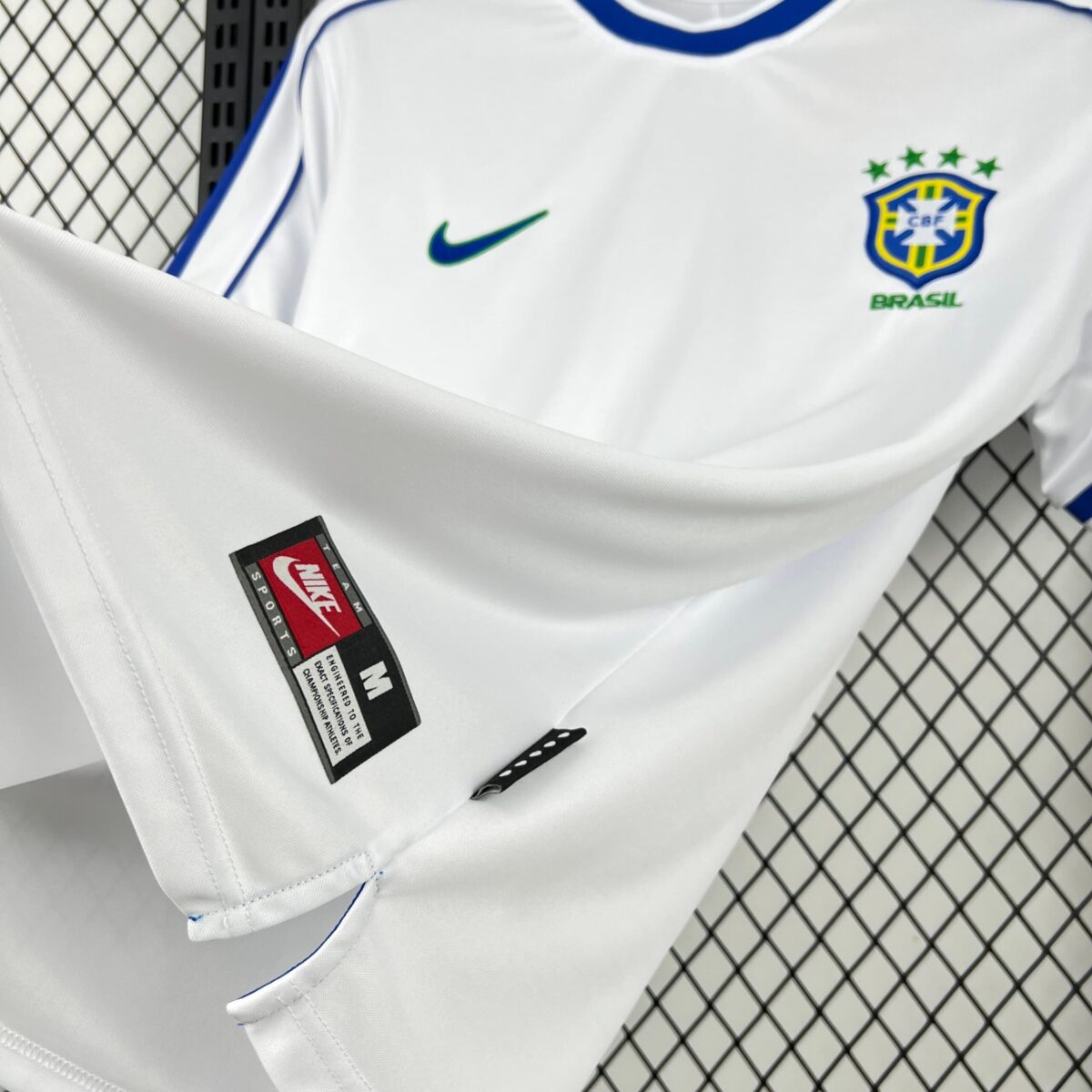 1998 Retro Brazil Special Soccer Jersey 1:1 Thai Quality - Image 5