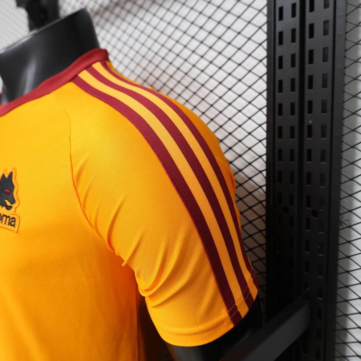 2026/2027 Player AS Roma Casual style Football Shirt 1:1 Thai Quality - Image 6