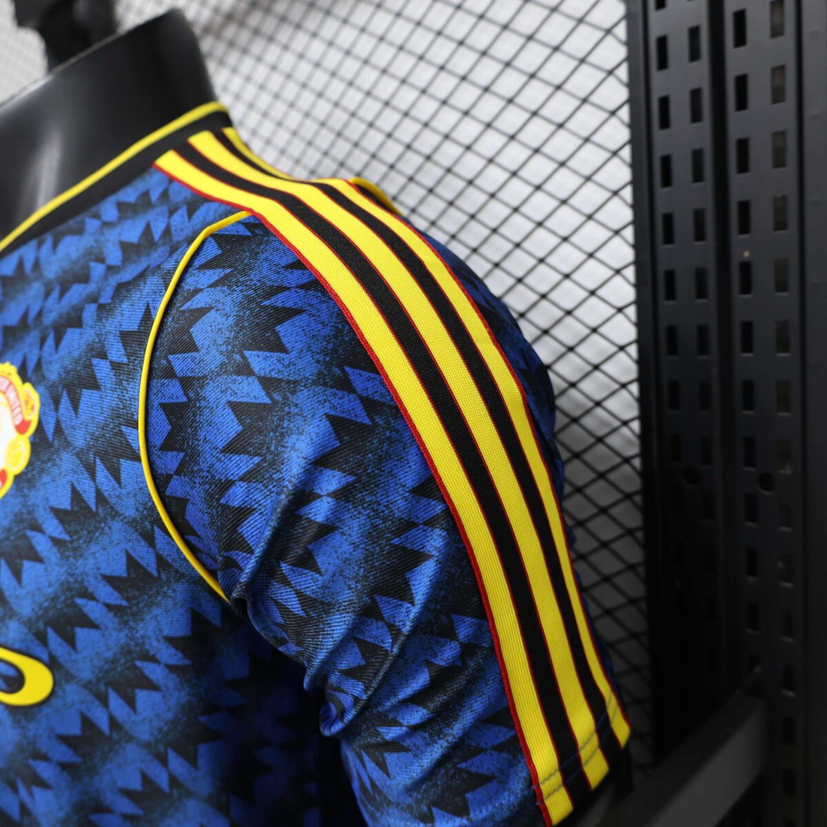 1990/1992 Retro Player Manchester United Second Away Football Shirt 1:1 Thai Quality - Image 6