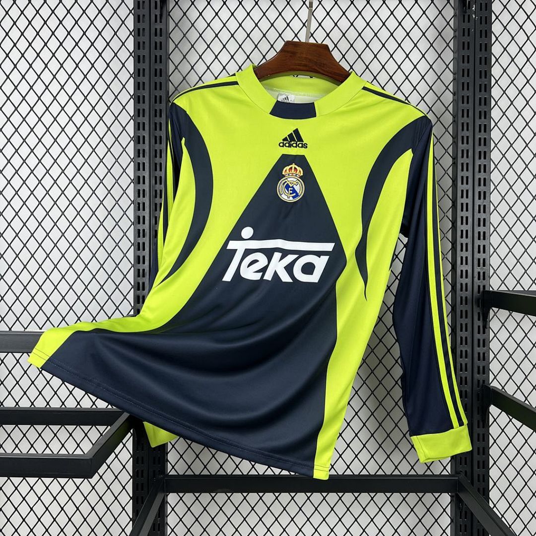 1999/2000 Retro Real Madrid Goalkeeper Football Shirt