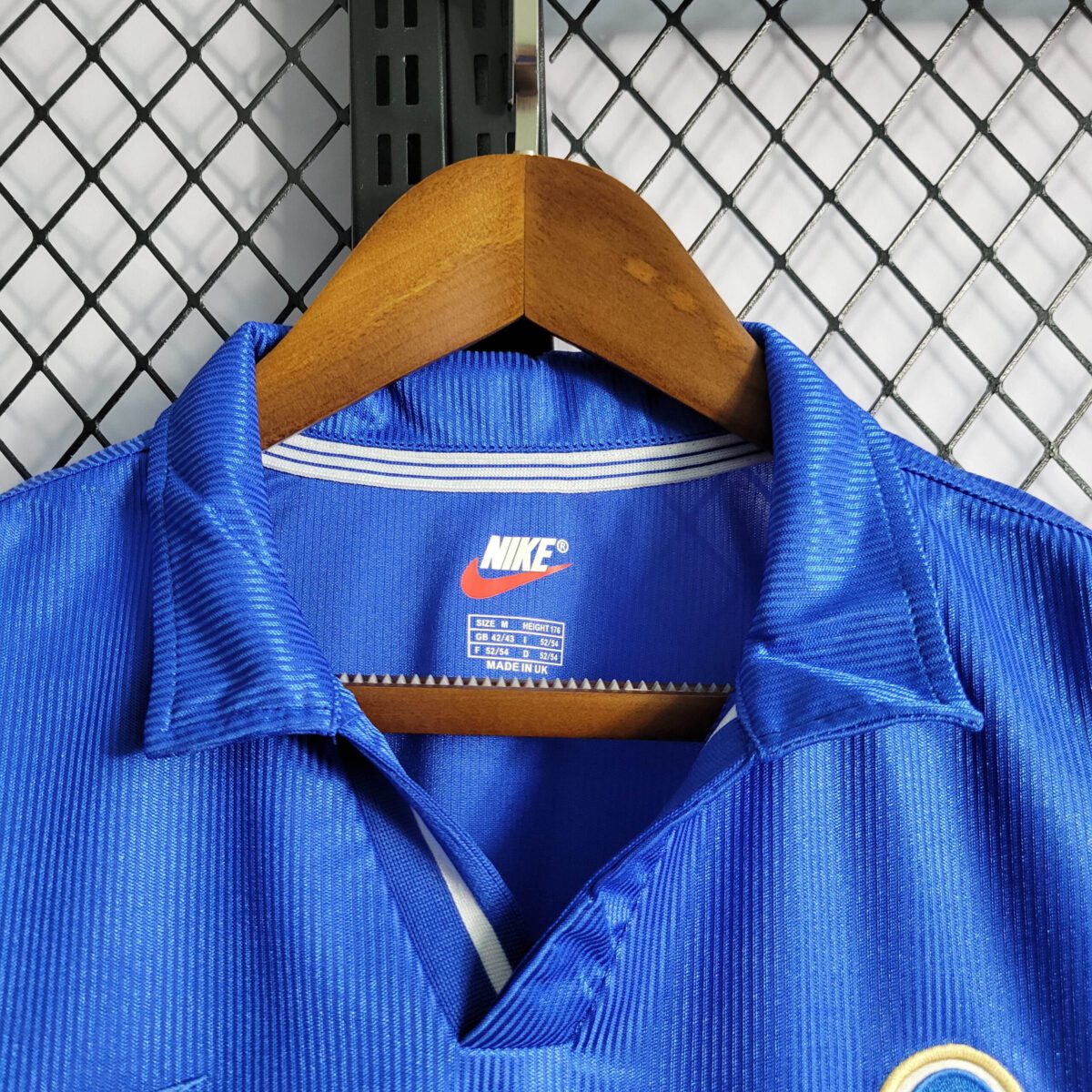 1998 Retro Italy Home Football Shirt 1:1 Thai Quality - Image 11