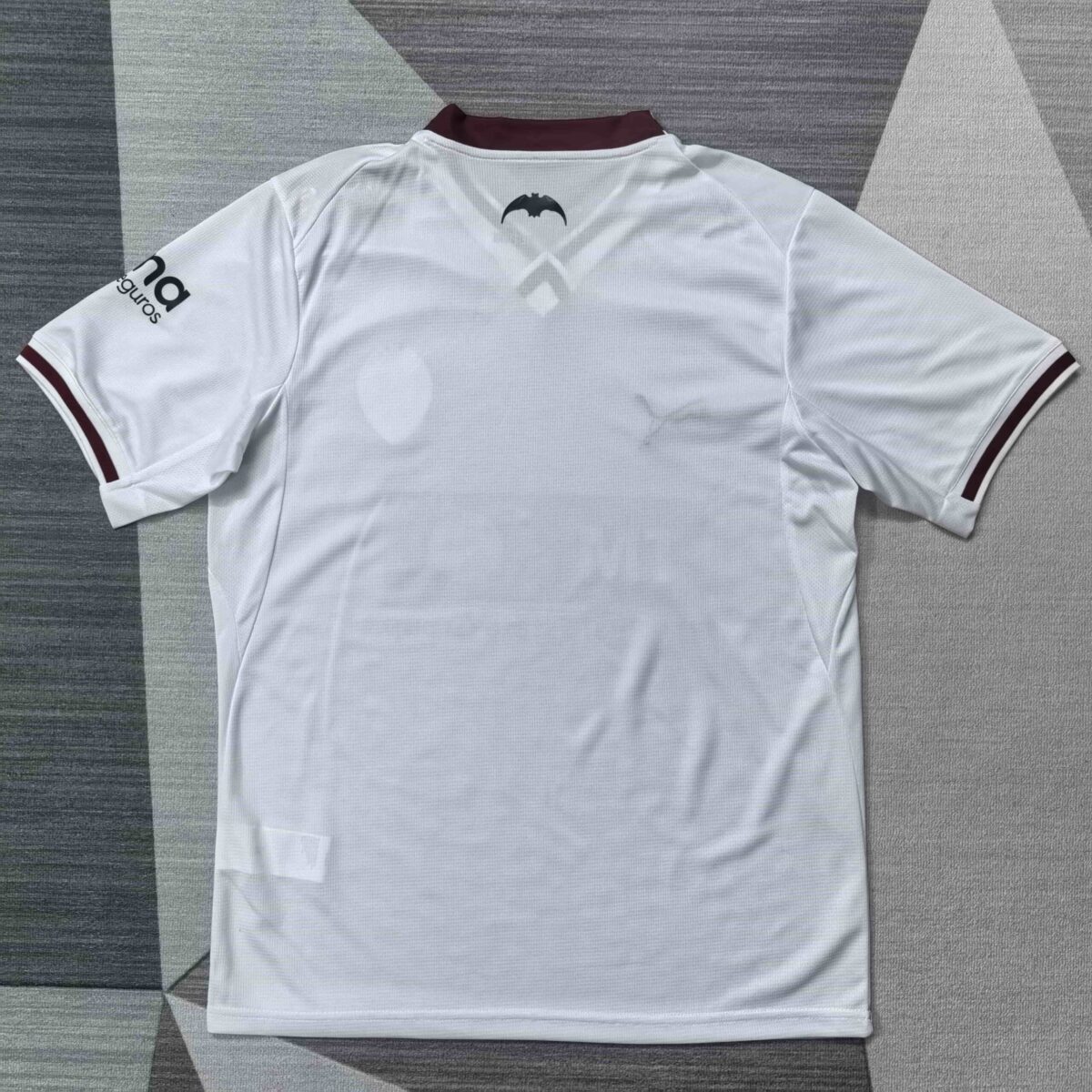2026/2027 Valencia Home Football Shirt 1:1 Thai Quality - Image 2
