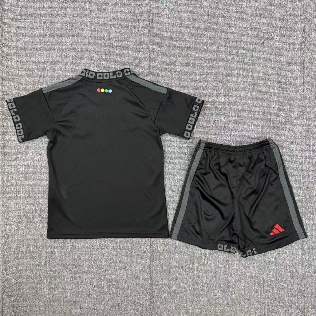 Colo-Colo 2026/2027 Kids size Away Football shirt1:1 Thai Quality - Image 2