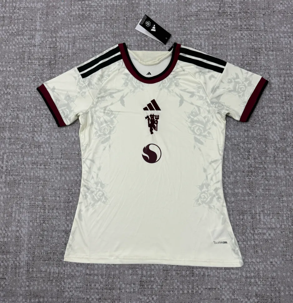 Manchester United 2026/2027 Women's Size Second Away Football Shirt